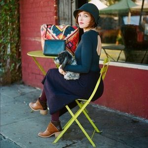 Meet your Posher, Deena